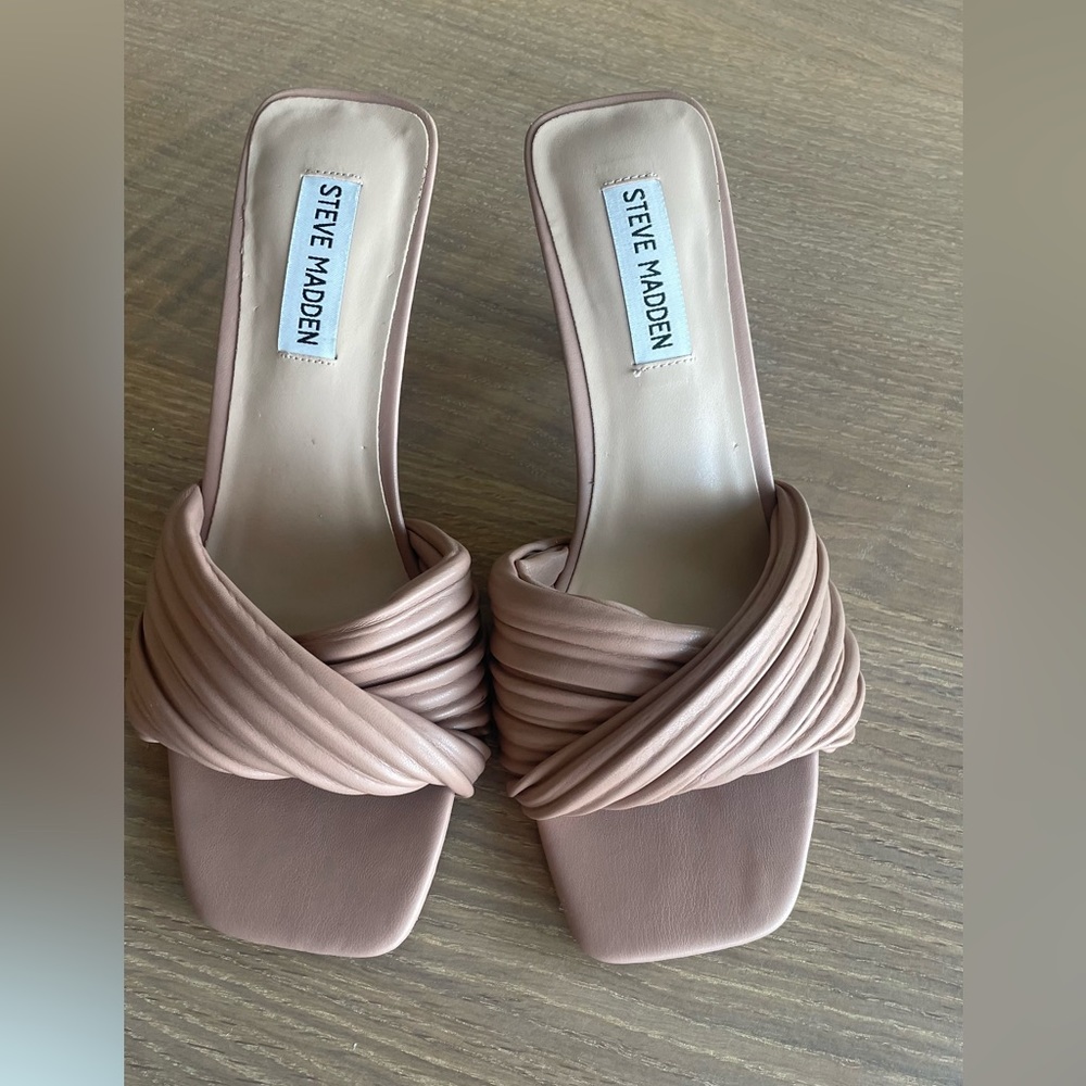 Steve Madden Heel Slides, Size 8 - image 3